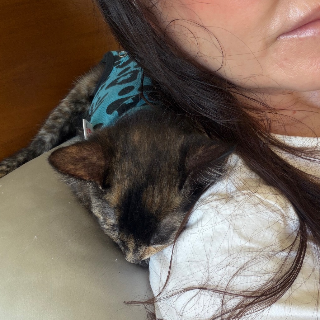 Angela, photo 13